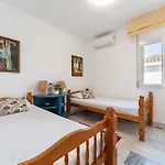 Malagasuite Flamencos Private Pool * إِستيبونا